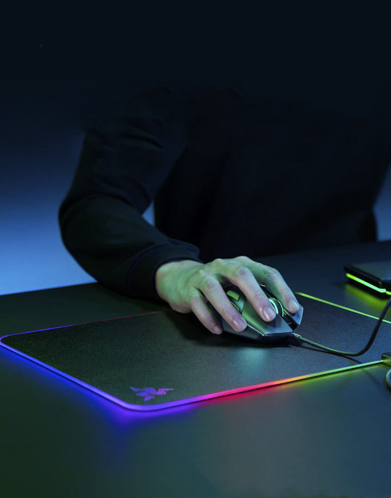 Razer Firefly Hard Game Mouse Pad