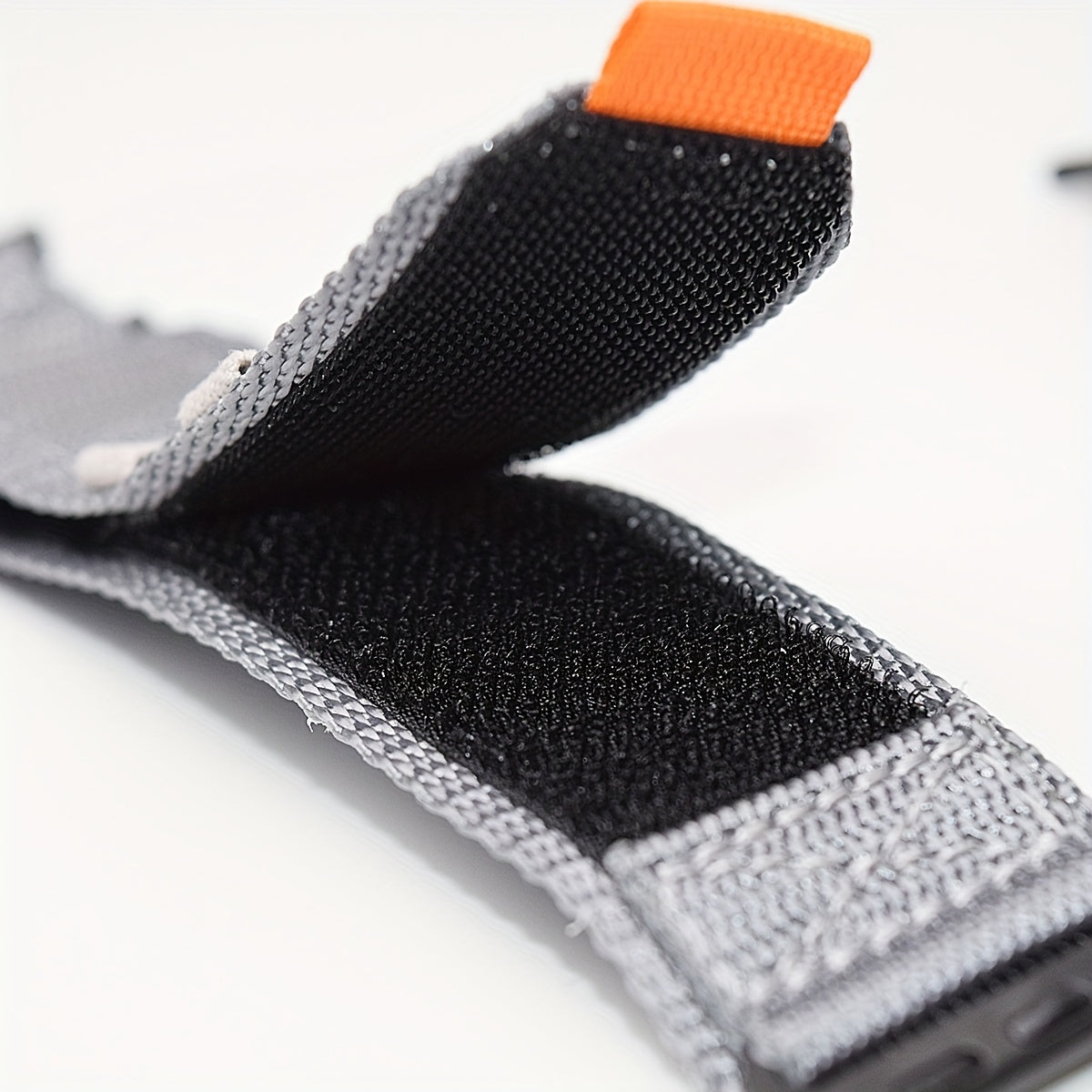 Rugged Alpine Loop Nylon Watch Band for Apple Watch Ultra & Series 9–1 – Durable Tactical Strap (49mm/ 42mm)